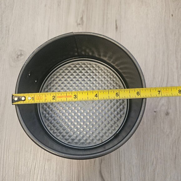 Wilton Everyday 6-Inch Non-Stick Springform Pan - Picture 5 of 8